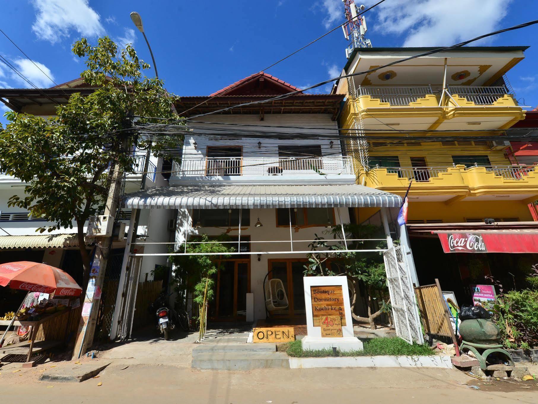 A Pousada Boutique Dormitory Kochi-Ke Siem Reap Exterior foto